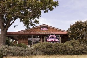 Colonial Motel - Accommodation Port Macquarie